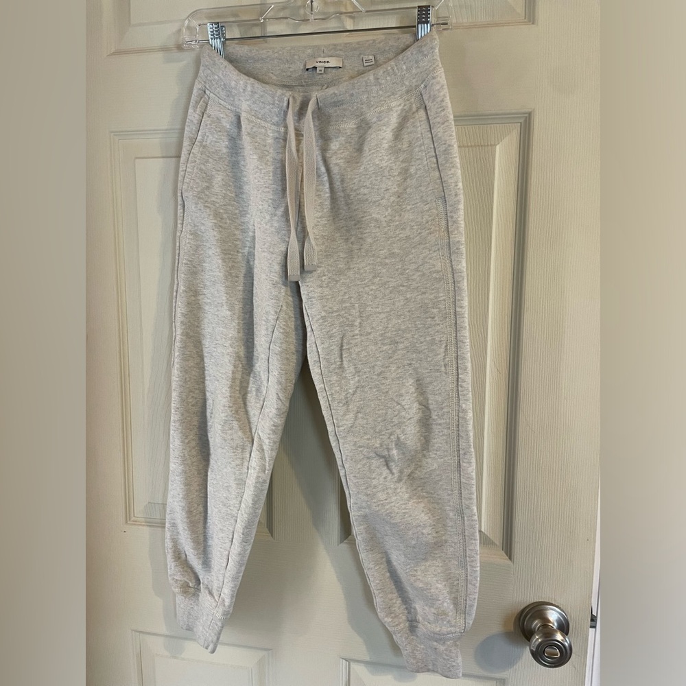vince. Heather gray joggers xs